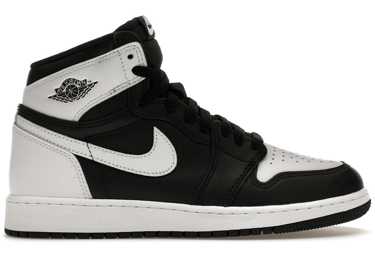 Jordan 1 Retro High OG Black White (GS) - Pre-Owned